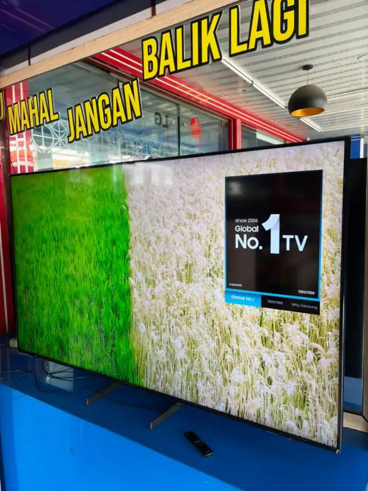 Samsung 75 DU7 tersedia