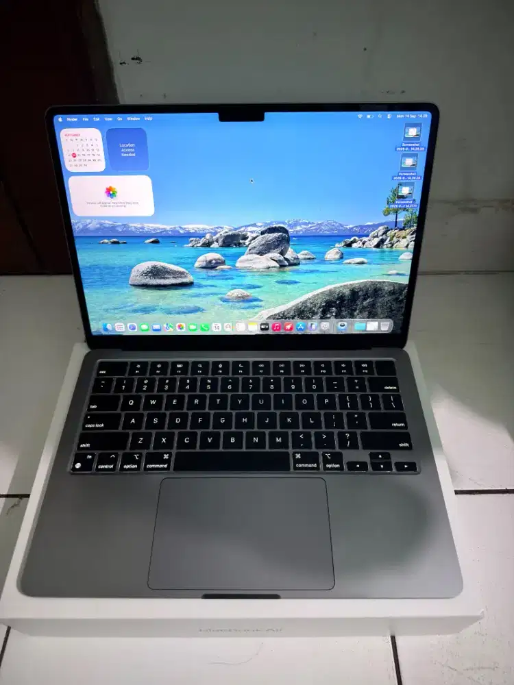 MACBOOK AIR M2 8/256GB IBOX SPACE GREY