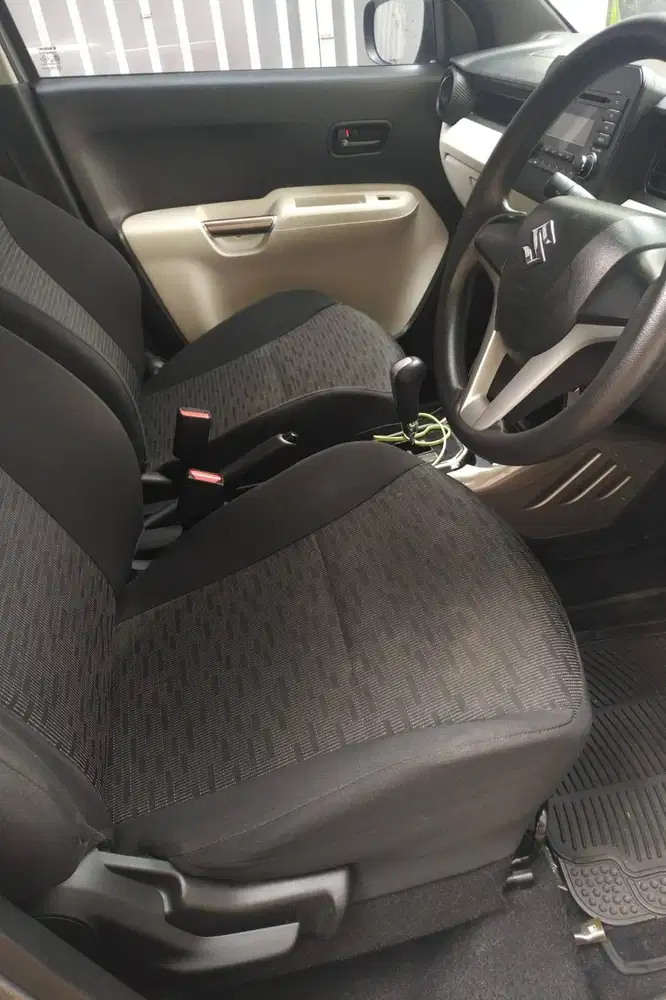 Jual Suzuki Ignis GL AGS Tahun 2018 Abu