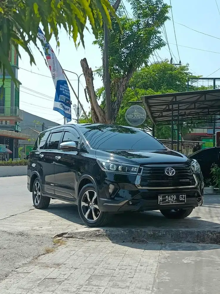 Toyota Venturer Diesel AT 2022