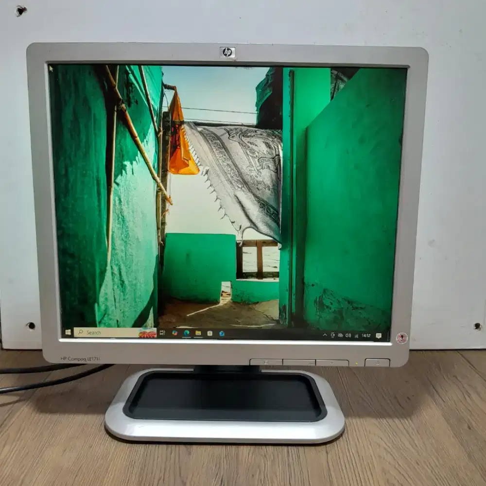 Monitor PC dell, HP layak pakai