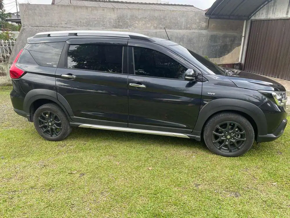 Suzuki XL7 2023 Bensin