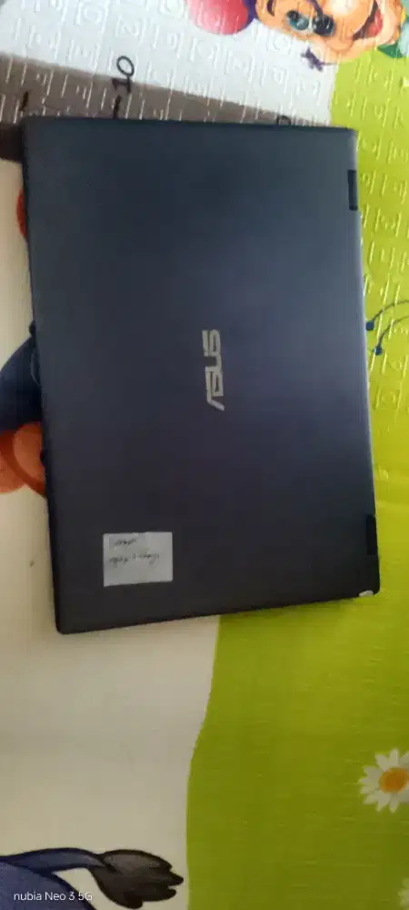 Asus vivobook Ram 8gb storage 238