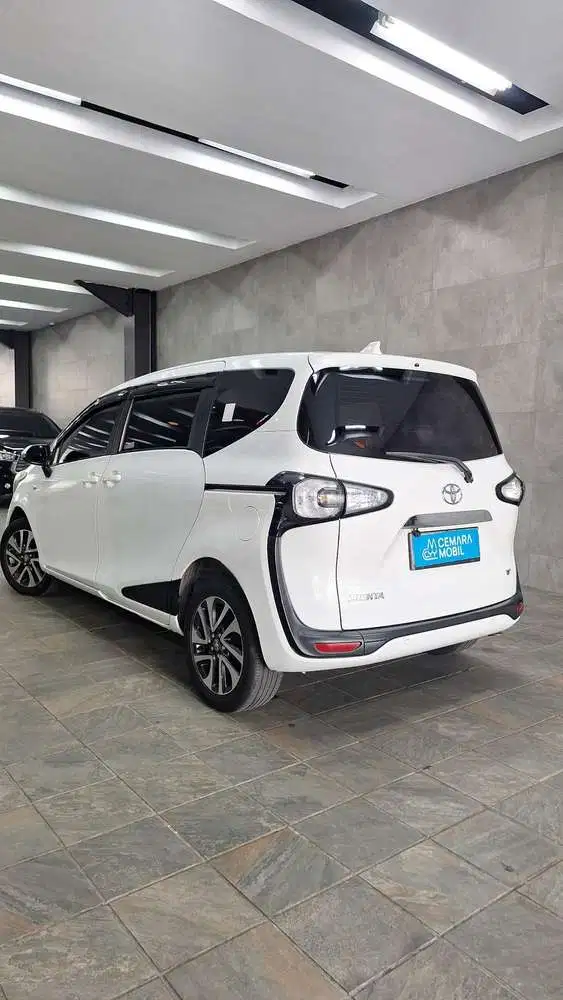 Toyota Sienta 2017 Bensin