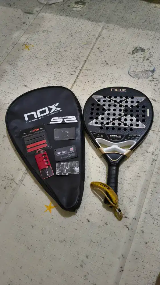 Nox AT10 18k 2026 - raket padel carbon