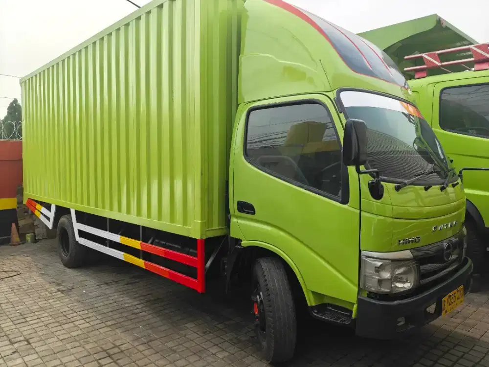 Box Hino Dutro CDD 130 HDL