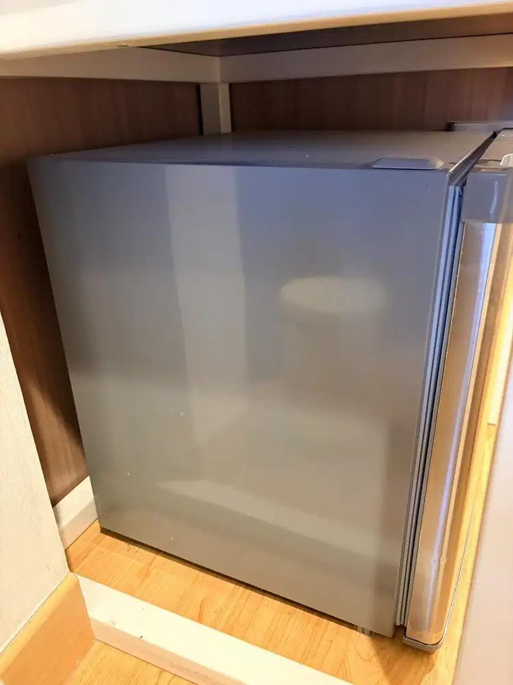 Kurkas Mini Bar Electrolux RUM0500SB.RID