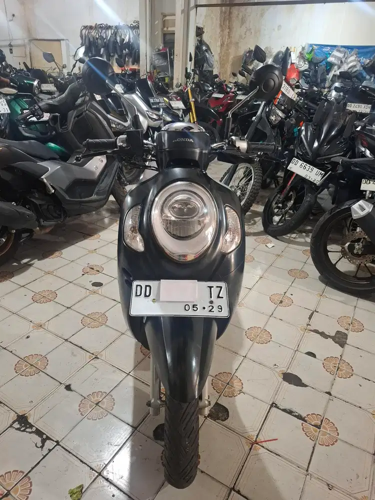 Honda Scoopy 2024 Hitam