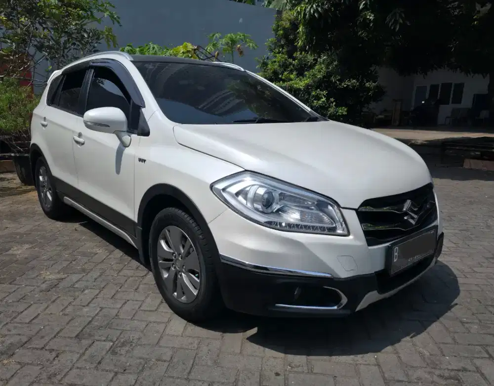Dijual Suzuki SX4 S-cross AT 2016