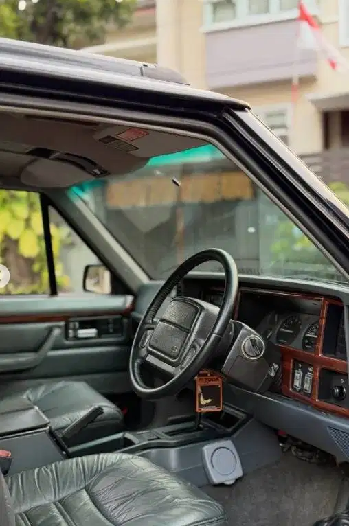 FOR SALE! JEEP CHEROKEE XJ LIMITED 4X4 AUTOMATIC TAHUN 1996 (Airbag)