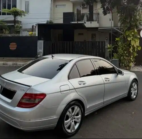 Mercedes-Benz C200 Avantgarde Tahun 2011 Automatic Tiptronic Silver on