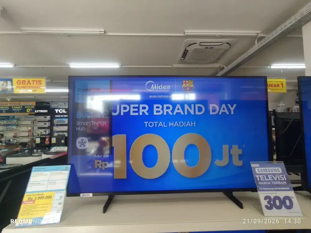 TV Samsung (UA43U8500F) 43 Inc pengiriman gratis, kredit bisa