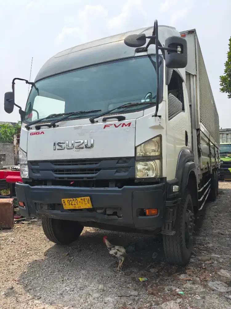 WING BOX IZUZU GIGA FVM 34 U 285 PS