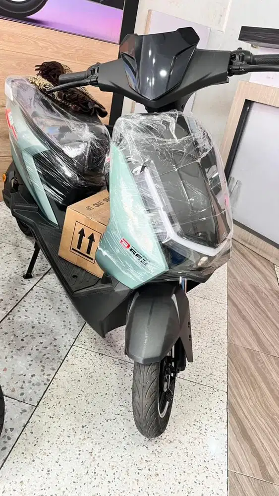 SEPEDA LISTRIK UWINFLY D66B