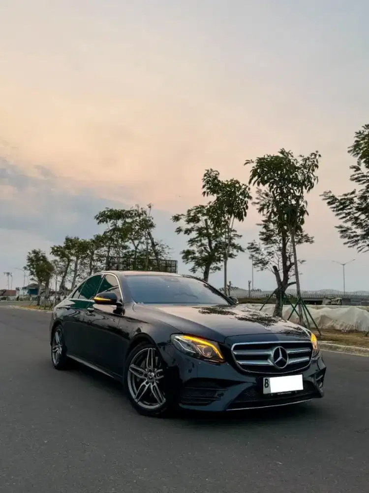 Mercedes Benz E350 AMG Line EQ Boost Laser blue eye pamoramic