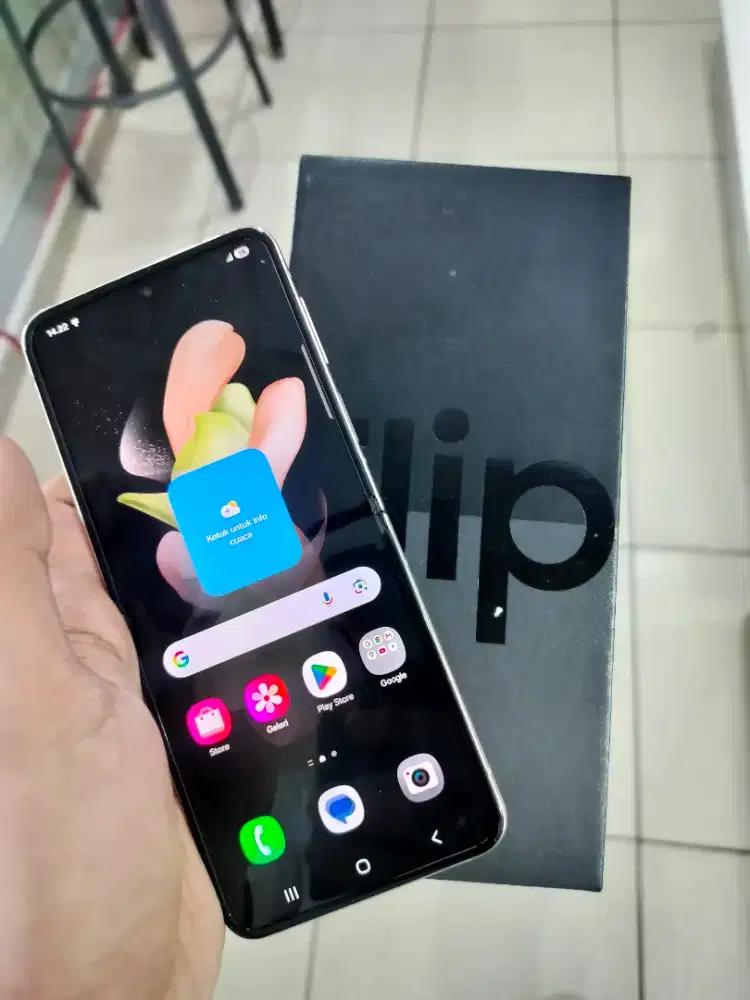 Samsung galaxy flip 4 256gb sein