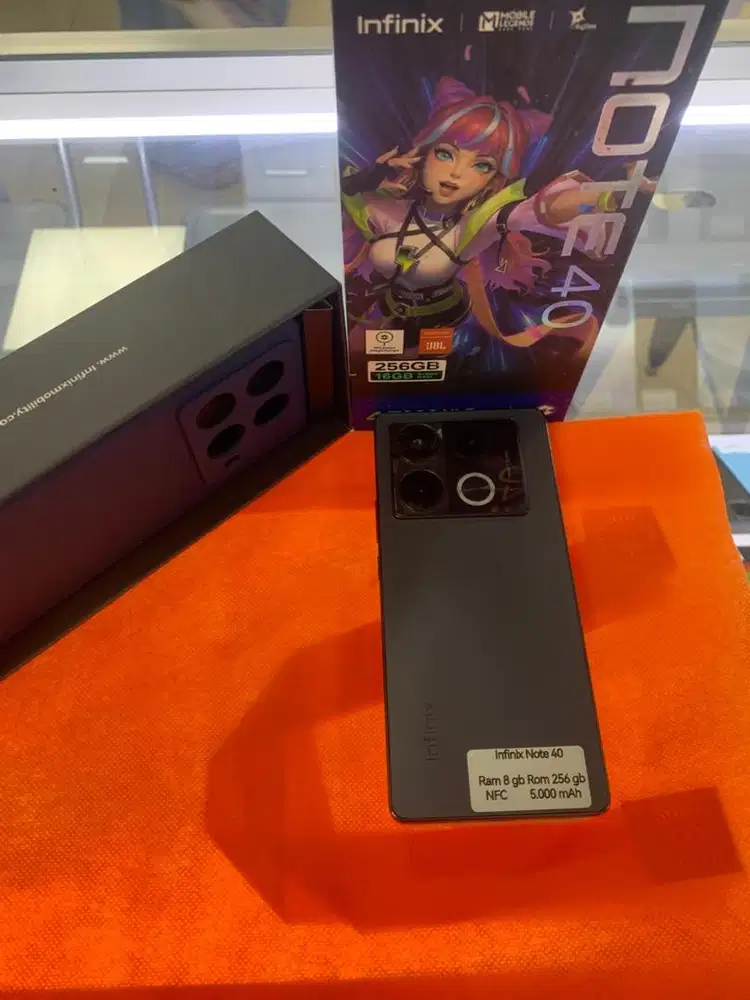 Infinix note 40 8/256gb