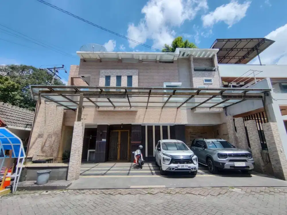Dijual Villa Hook Komplek Taman Timor Raya Jalan Timor Ujung
