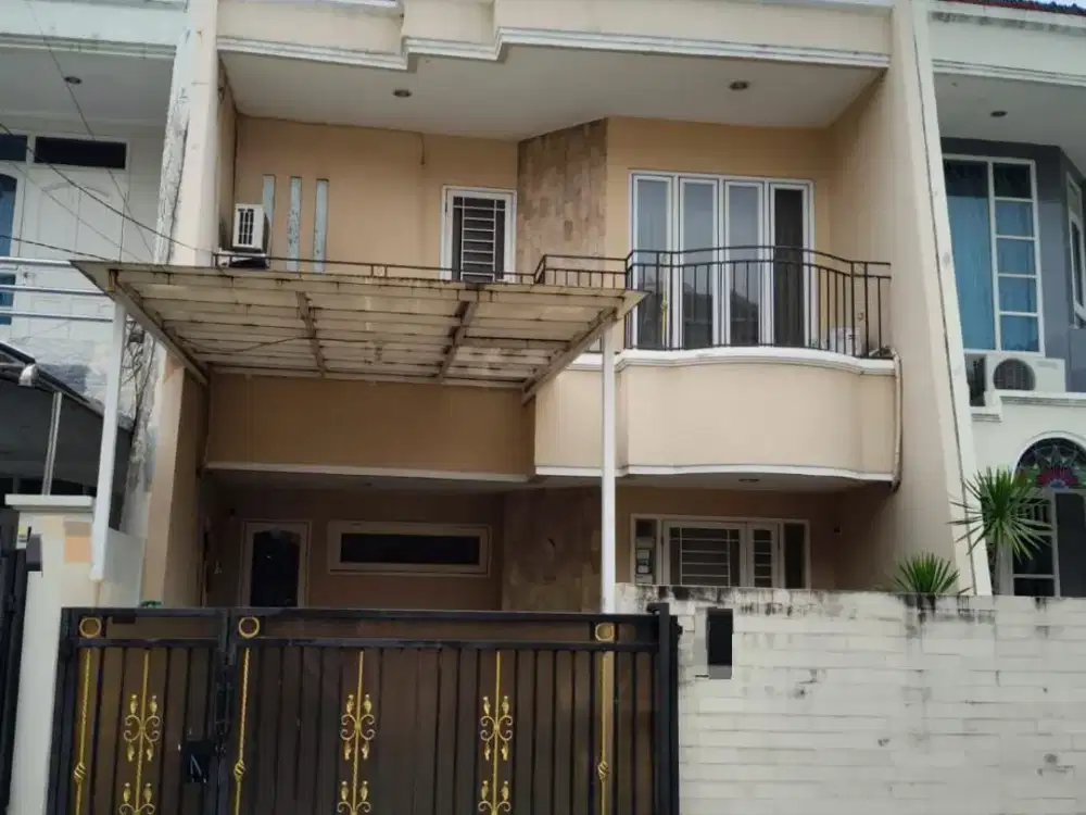 Dijual Rumah 3lt di Green Garden, Kedoya, Jakarta Barat
