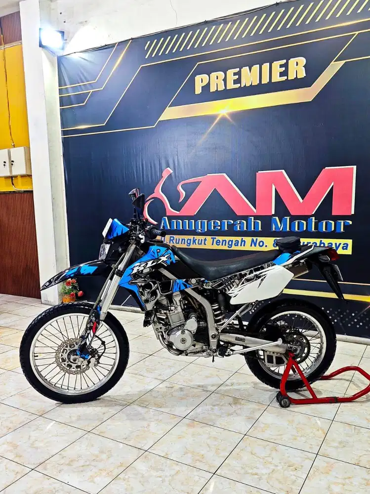 Kawasaki KLX 250cc warna Hitam Mewah Th 2013. Anugerah Motor Rungkut