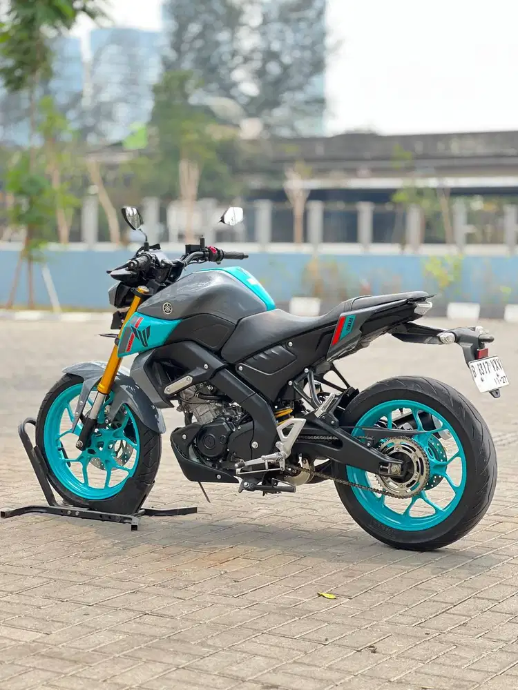 YAMAHA MT15 GREY 2022 KM 4K PAJAK ON SIAP GAS JAUH
