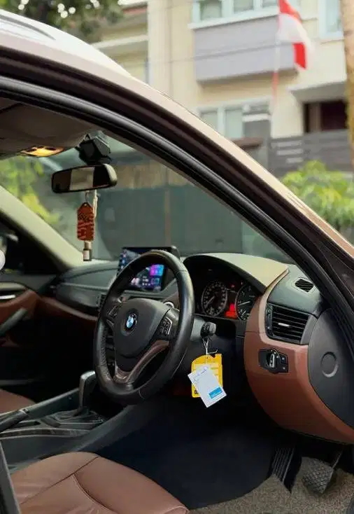 BMW X1 type Xline tahun 2013 Automatic RARE Color Sparkling Bronze