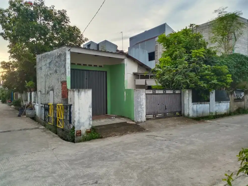 Rumah Posisi Hook di Perumnas 3 Bekasi – Ada Kios, Potensi Usaha! 73738 LI