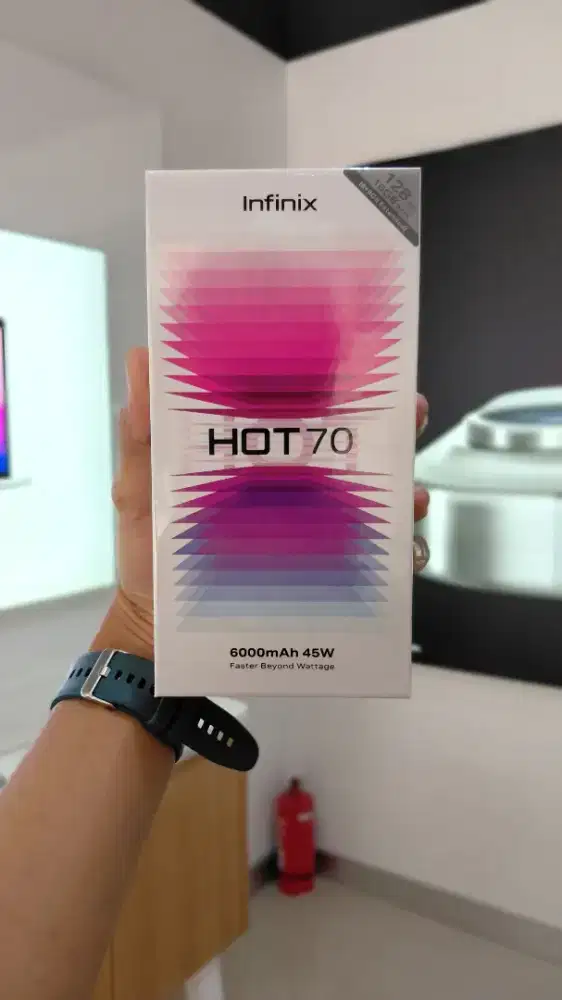 Kredit Infinix Hot 70 Garansi Resmi