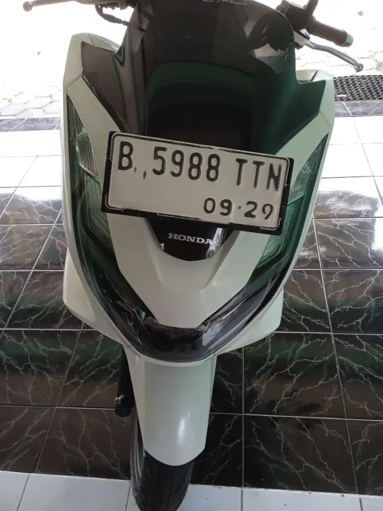 Di jual honda PCX th 2024