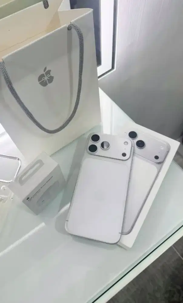 IPHONE 17 PRO – BISA CICIL PAKAI KREDIVO