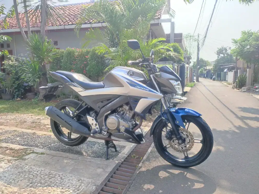 YAMAHA VIXION S TAHUN 2017 PLAT TANGSEL