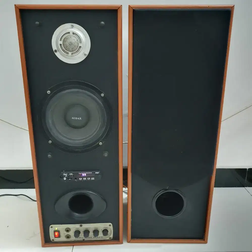 Speaker salon bluetooth
