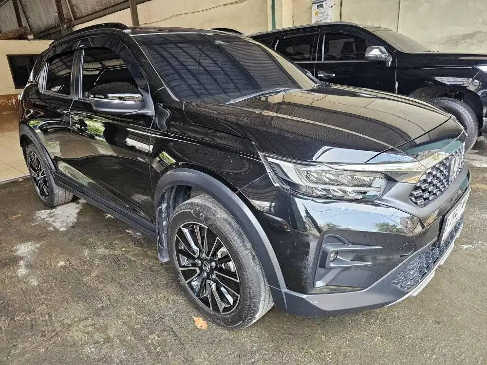 Honda WRV RS Cvt Sensing 2023 Hitam