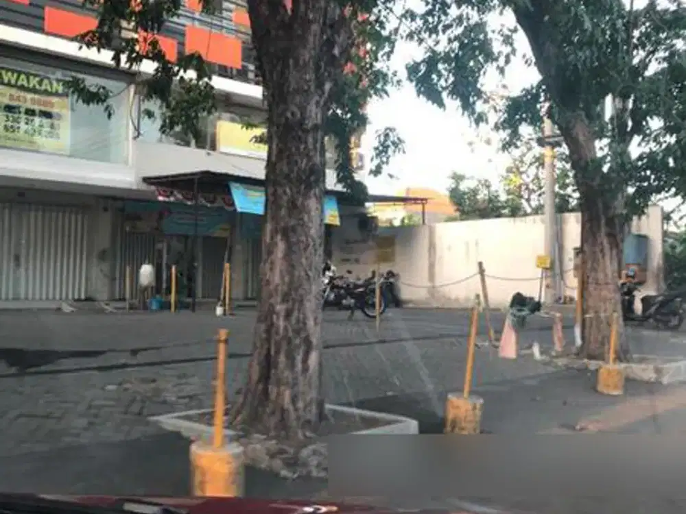 2 ruko gandeng 4lt raya margorejo