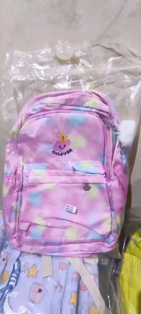 Tas anak laki dan perempuan