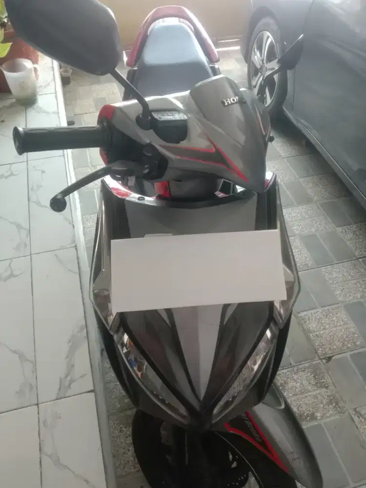 Vario Techno 2011 pajak hidup