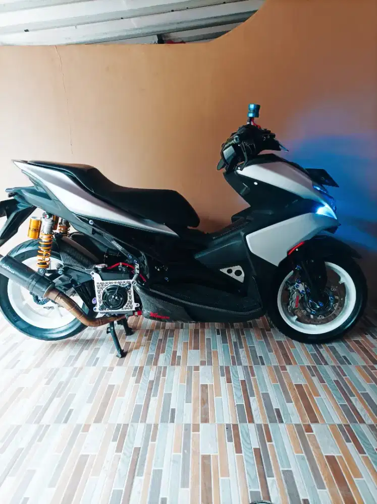 DiJual Aerox 155 sudah dimodifikasi, tahun produksi 2018