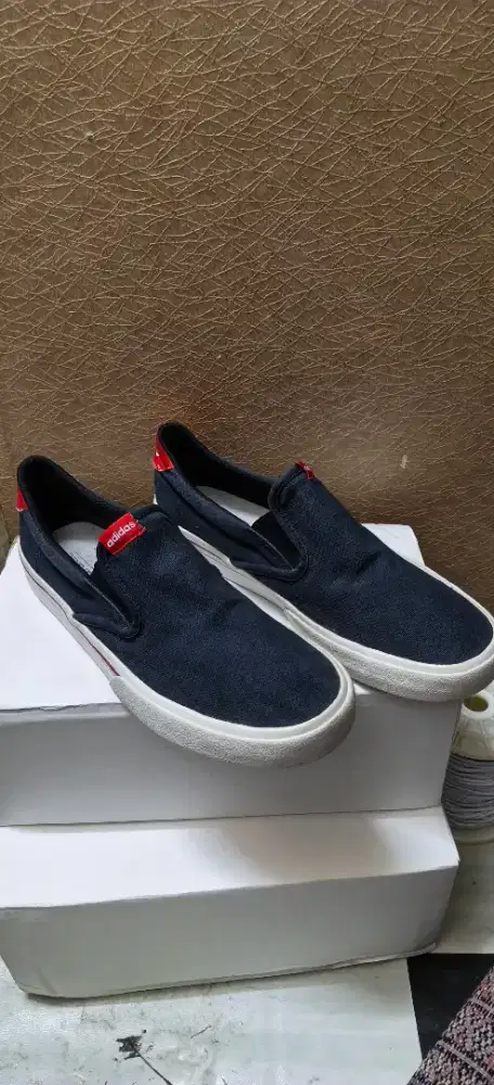 Jual sepatu Adidas