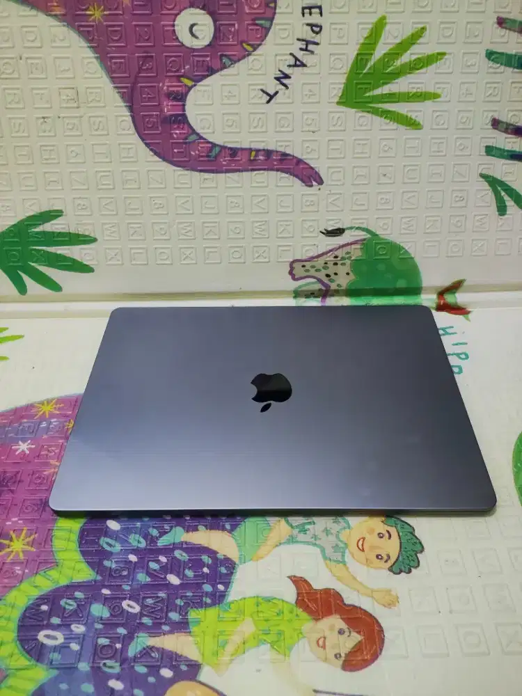 Dijual MacBook Air M2 Liquid retina 15in 2023 ram 8/256
