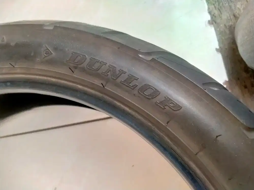 Ban Dunlop 140 70 R17 Tambalan 1 Tebal