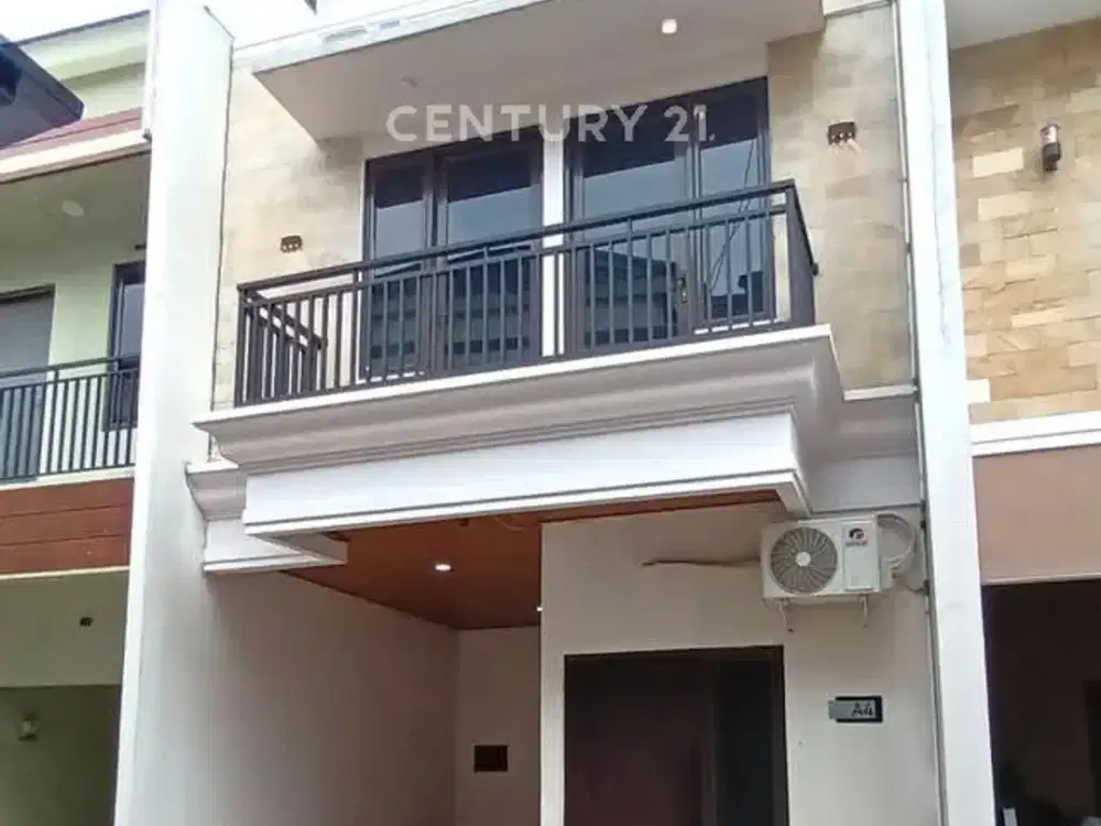 Rumah 2 Lantai SHM Dalam Perumahan Di Jakarta Timur  S9892