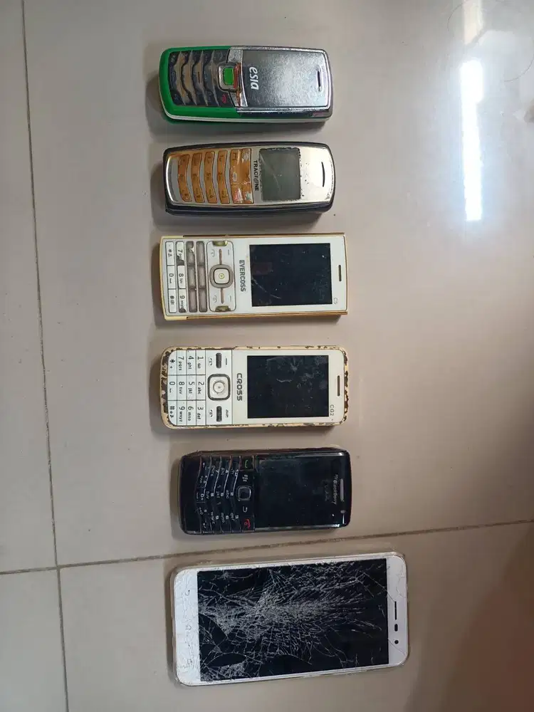Jual berbagai merk HP bekas ( 6 HP)