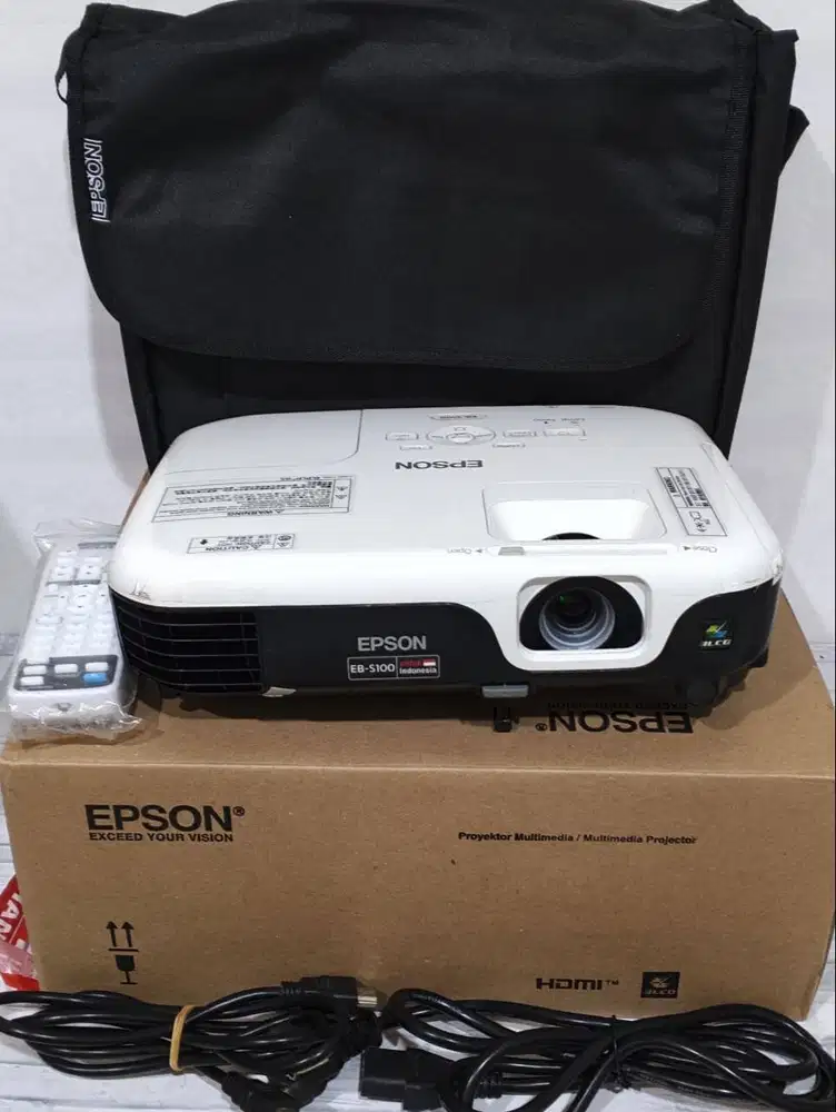 EPSON Proyektor EB-S100 Bekas Cahaya Terang Gambar Jernih Tas Remote