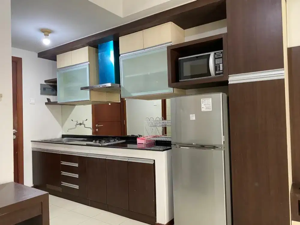 Disewakan Studio Full Furnish di Apartemen Royal Mediterania Garden