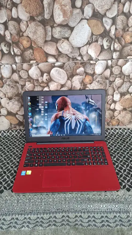 Laptop Asus X555LF
Double Vga Cocok Untuk Game,Editing Ringan,Dll