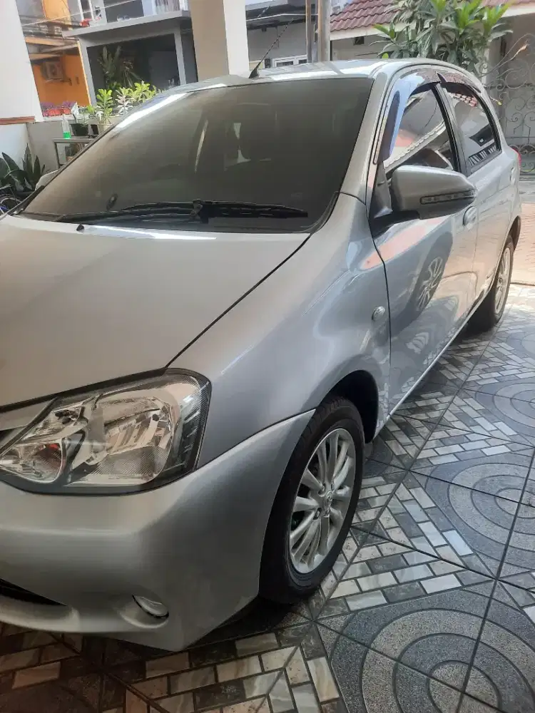 TOYOTA ETIOS VALCO 2013