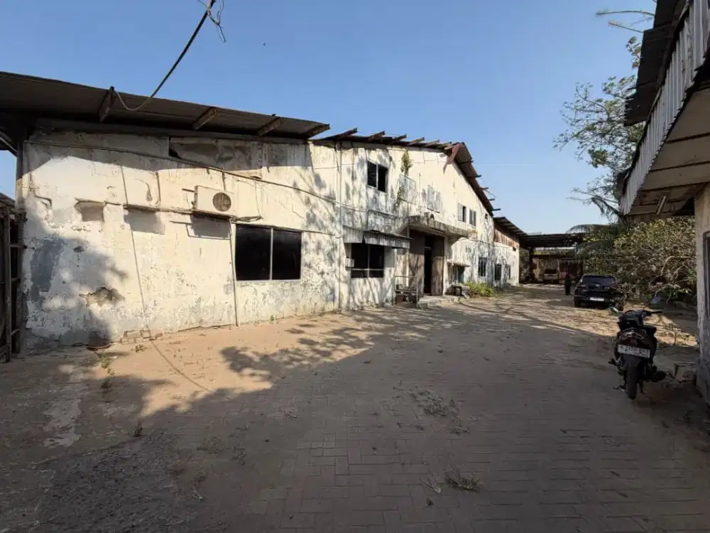 Dijual Tanah ex Pabrik di semanan Jakarta Barat. lokasi strategis. Zona Industri
