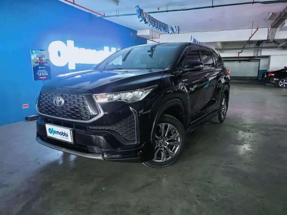 Toyota Kijang Innova 2.0 Zenix V HV CVT Modellista Hybrid AT 2023