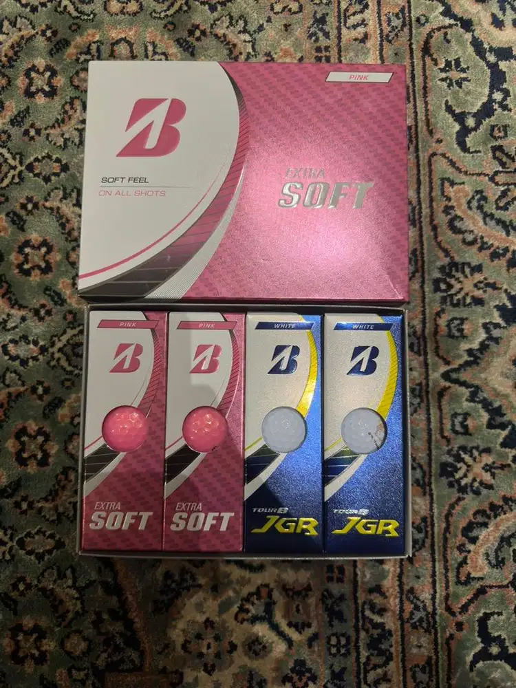 Bridgestone golf ball set
