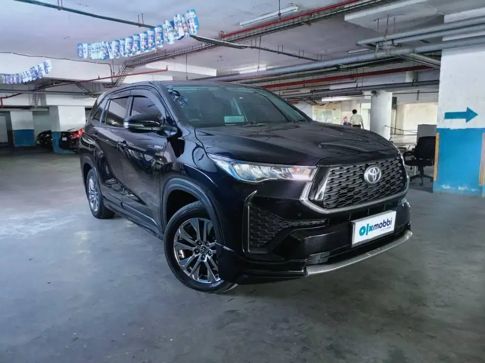 Toyota Kijang Innova 2.0 Zenix V HV CVT Modellista Hybrid AT 2023